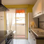 Center - 4 People - Garage